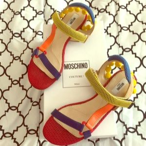 ‼️SOLD‼️SOLD‼️  MOSCHINO SANDAL‼️